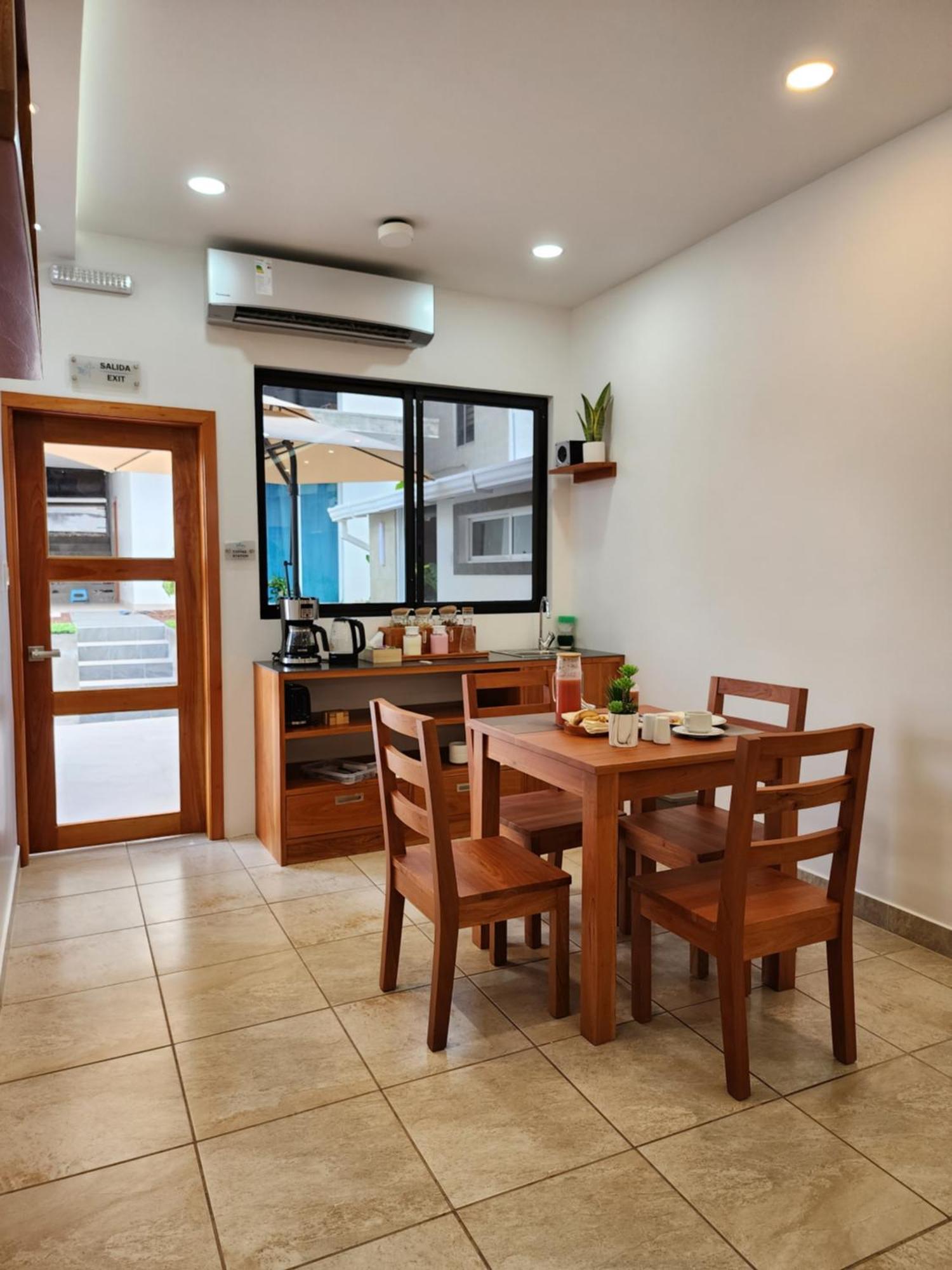 Casa Galapagos By Hostal Fragata Puerto Ayora  Eksteriør bilde